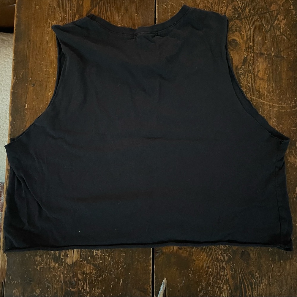 Cropped Tank - Picture 3 of 3